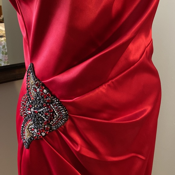 Eliza J cocktail dress, size 10 - Picture 3 of 7